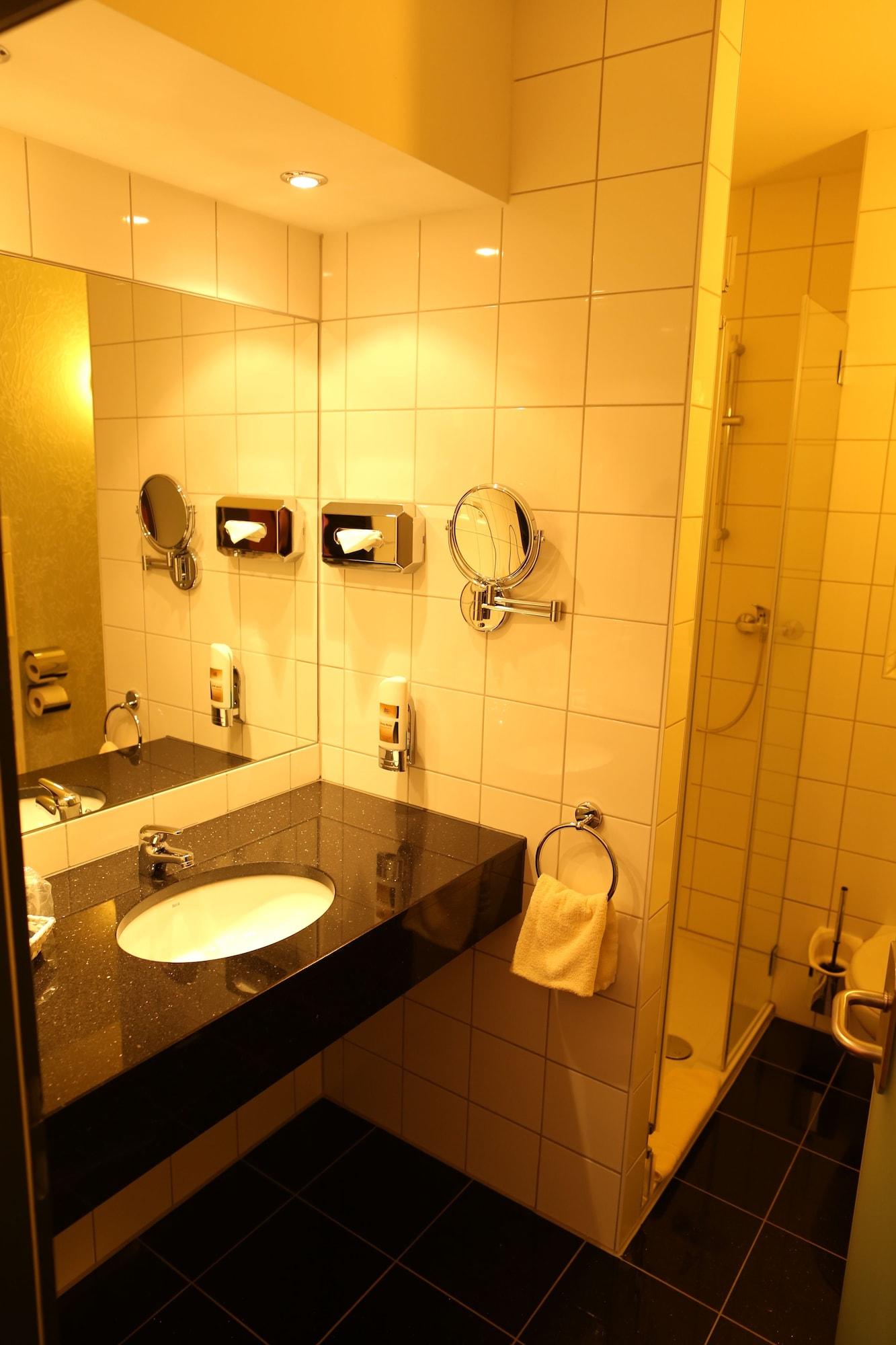 Hotel Sittardsberg Duisburg Eksteriør billede